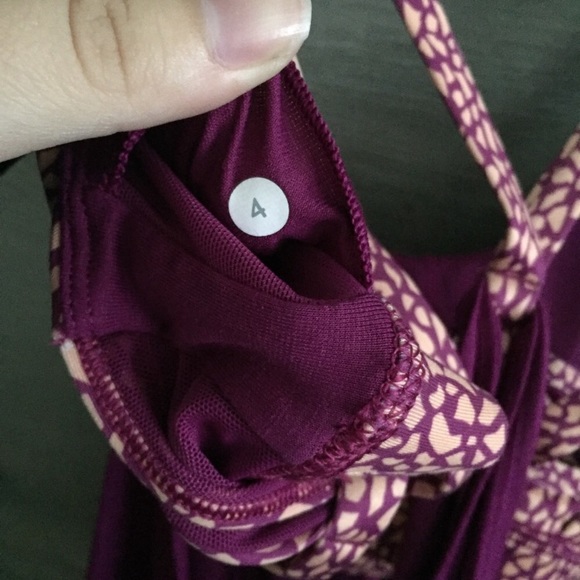Lululemon Tank with Built in Bra - Picture 3 of 7